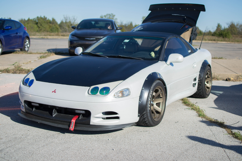 Illustration for article titled Ludicrous 144-photo drift event dump